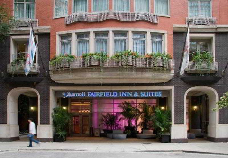 Fairfield Inn And Suites Chicago Downtown/ Magnificent Mile Exteriör bild