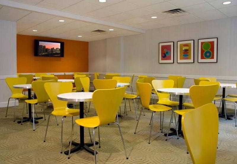 Fairfield Inn And Suites Chicago Downtown/ Magnificent Mile Restaurang bild