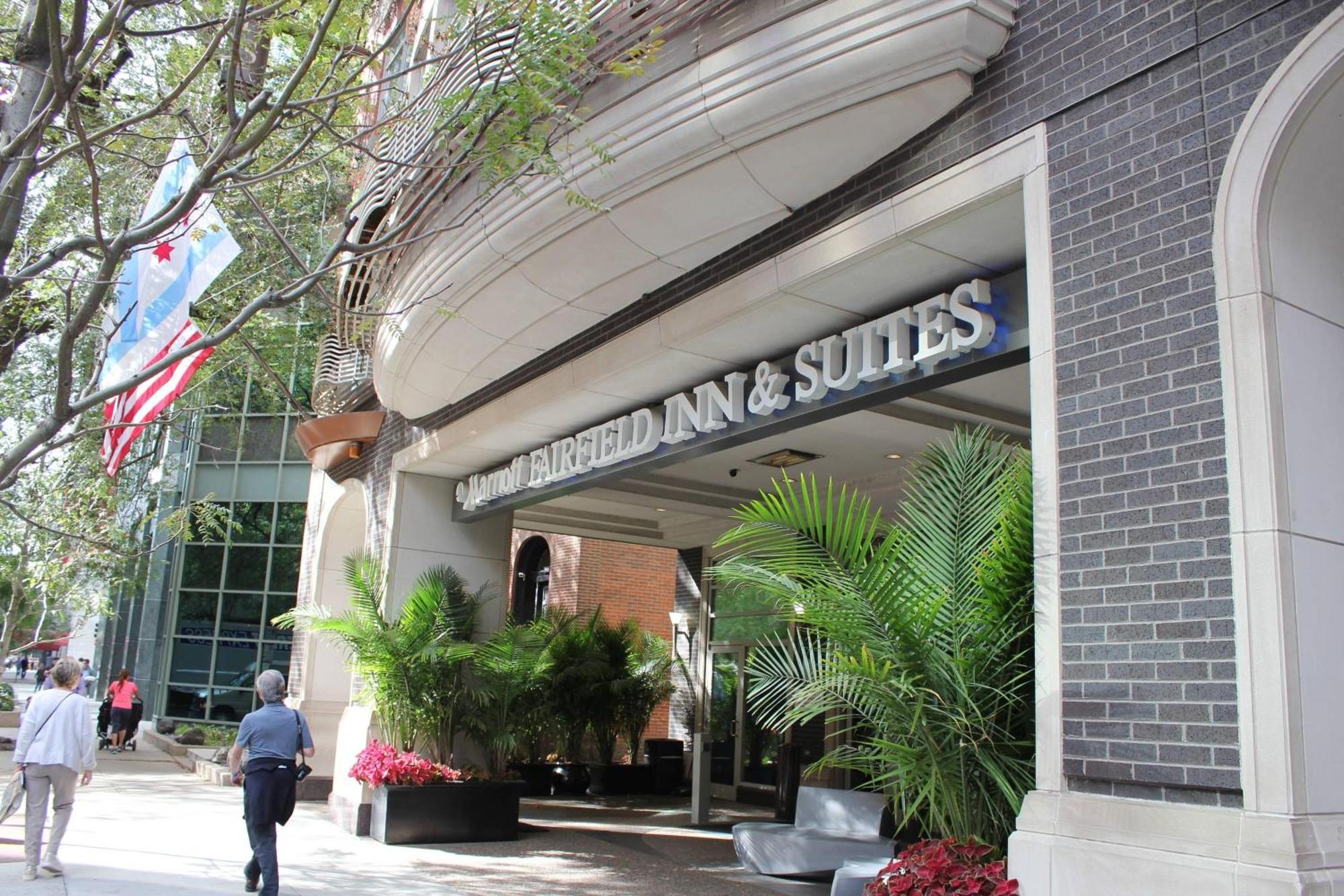 Fairfield Inn And Suites Chicago Downtown/ Magnificent Mile Exteriör bild