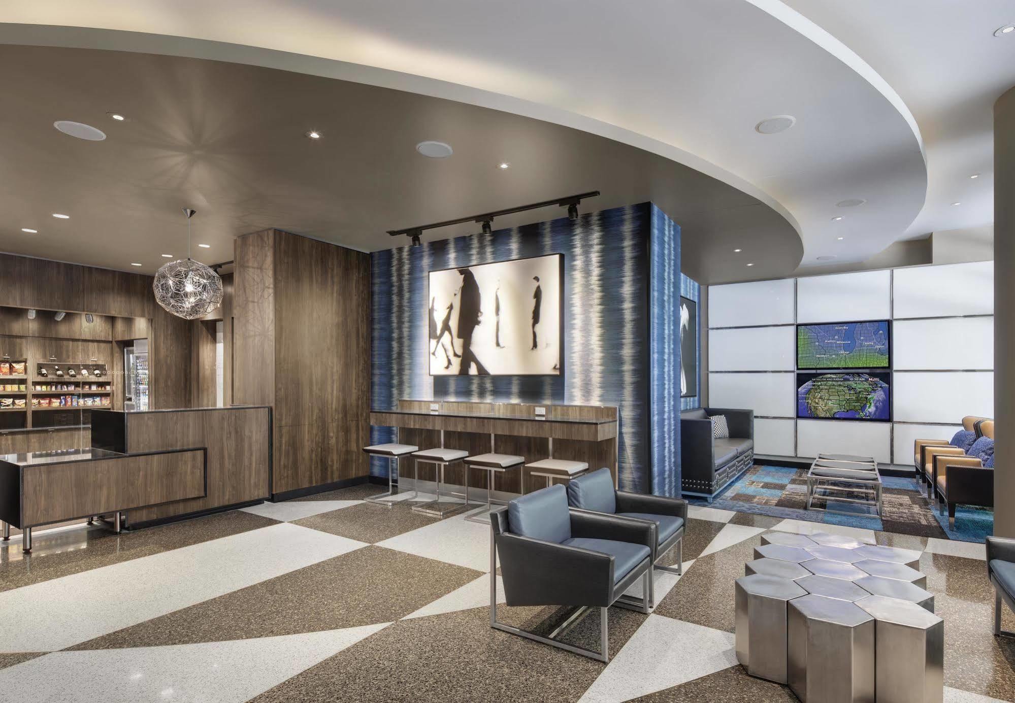 Fairfield Inn And Suites Chicago Downtown/ Magnificent Mile Exteriör bild