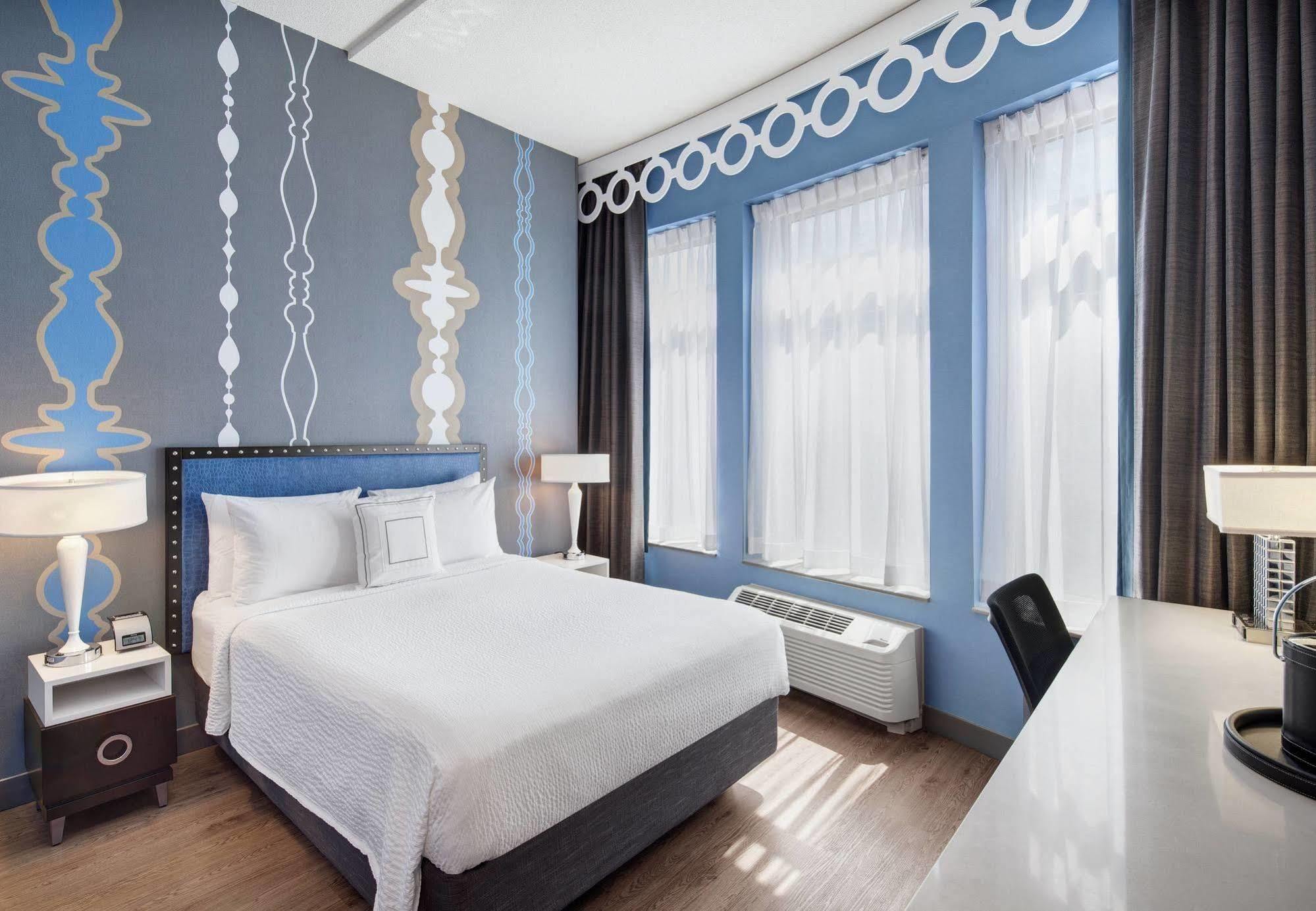 Fairfield Inn And Suites Chicago Downtown/ Magnificent Mile Exteriör bild